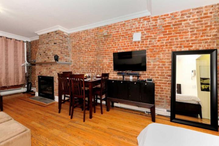 Photo of Times Square Studio Comfort 8198