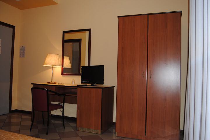 Room 22 of 43