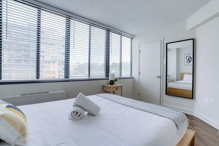 Room 11 of 198