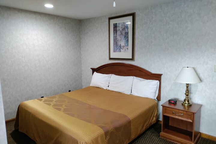 Room 21 of 43