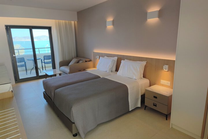 Room 45 of 156