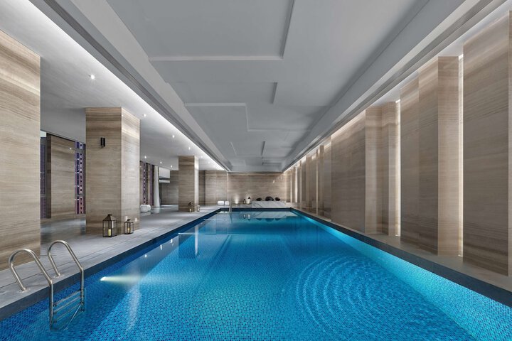 Pool 40 of 51