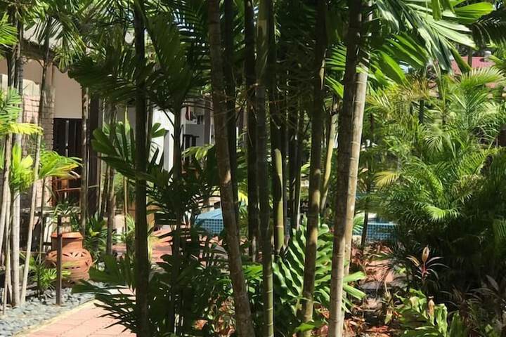 Hotel Exterior 74 of 108