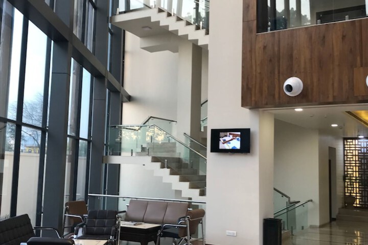 Guest Lobby