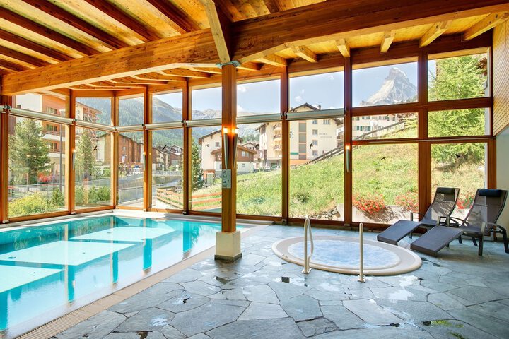 Pool 30 of 47