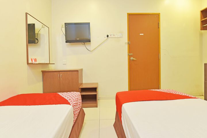 Room 17 of 23