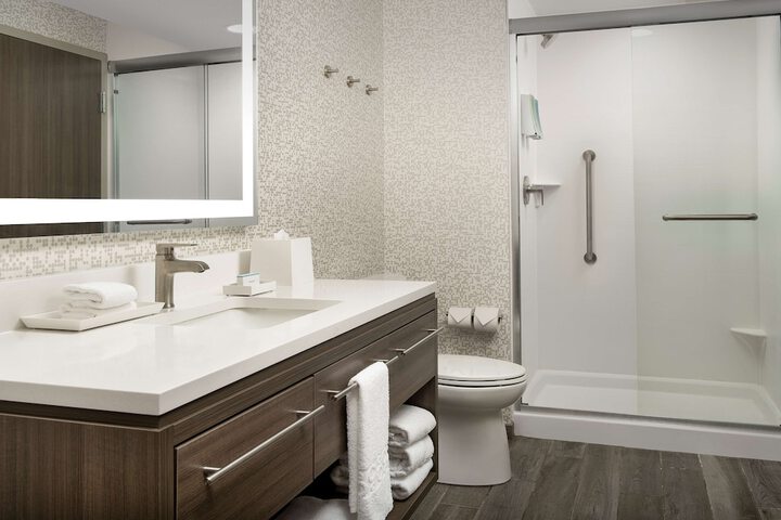 Bathroom shower