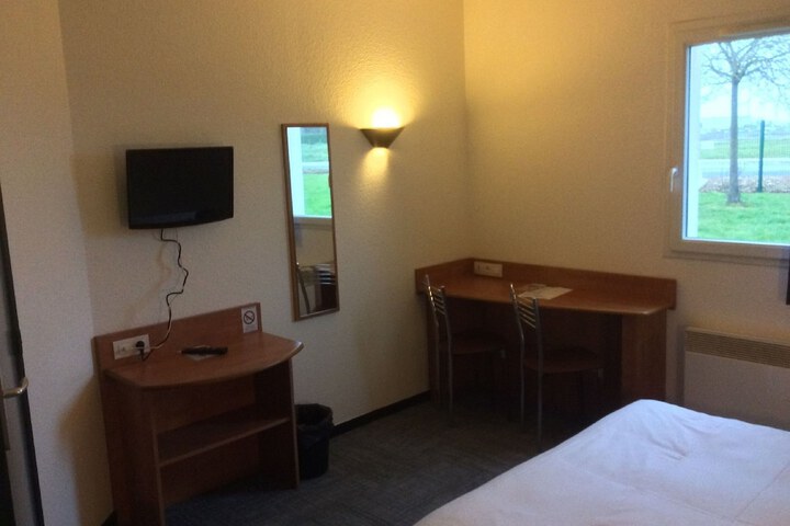 Room 13 of 92