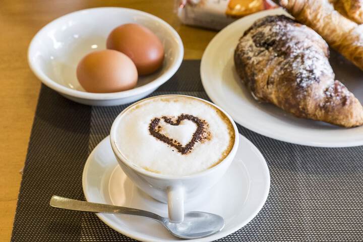 Breakfast/Coffee Service 65 of 70