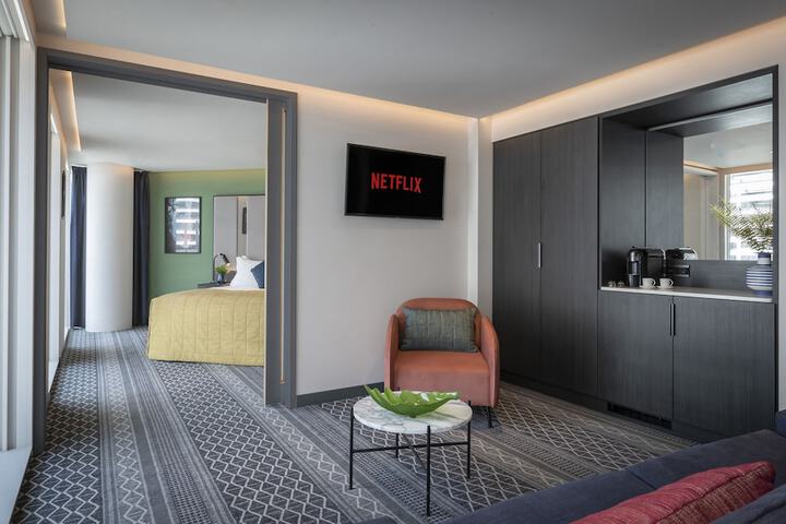 Room 22 of 82