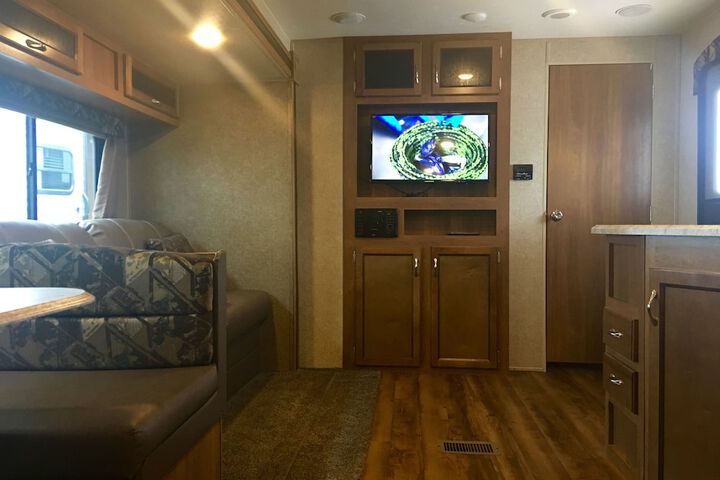 Room 52 of 115