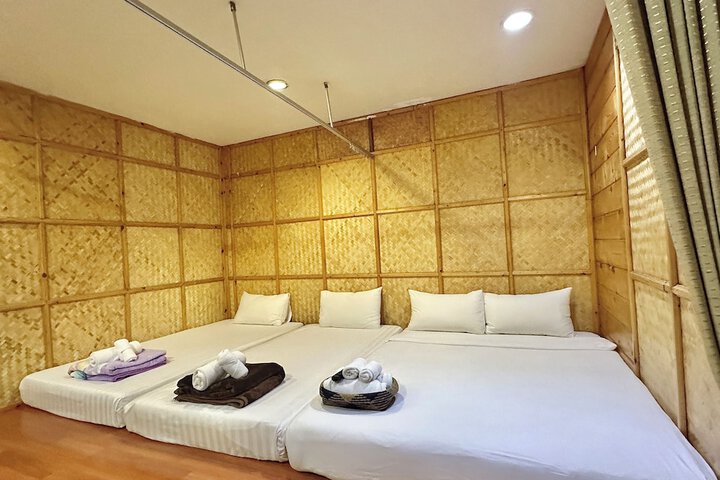 Room 7 of 44