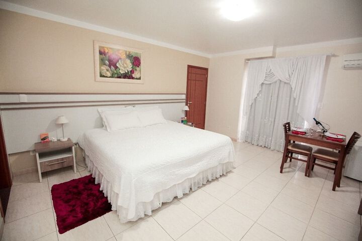 Room 4 of 39