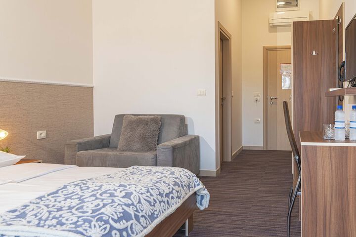 Room 20 of 45
