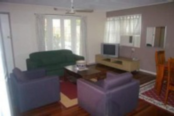Room 90 of 144