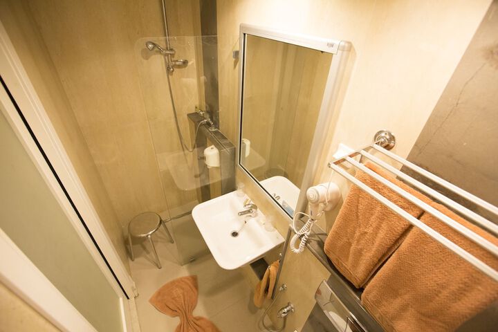 Clean Restrooms