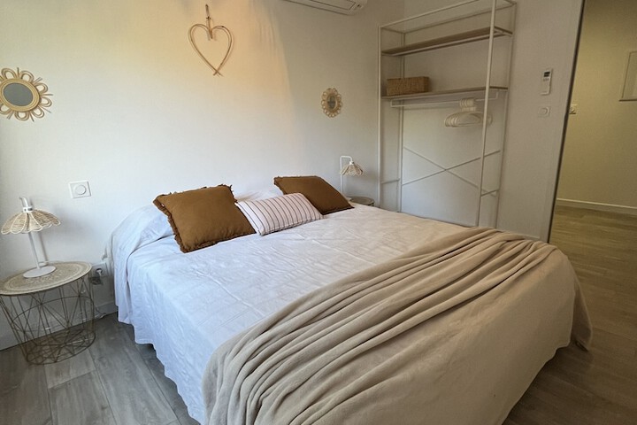 Room 16 of 46