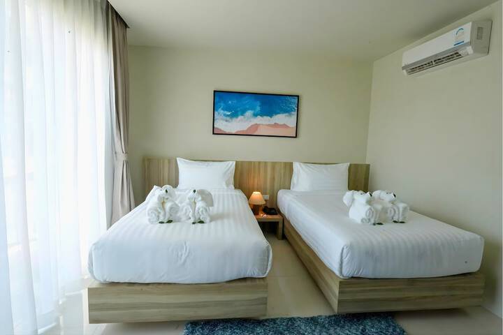 Room 6 of 81