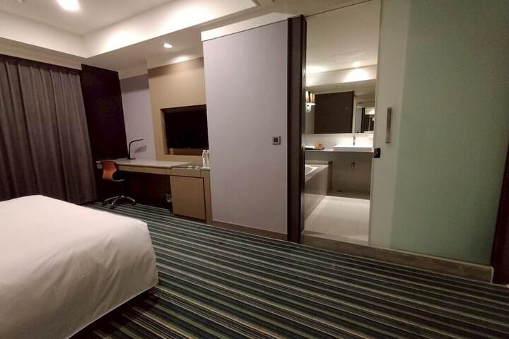 Room 55 of 88