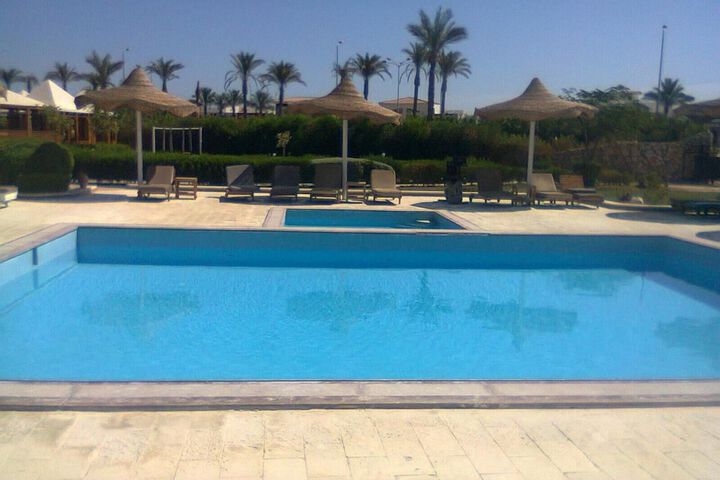 Pool 27 of 42