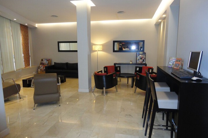 Guest Lobby