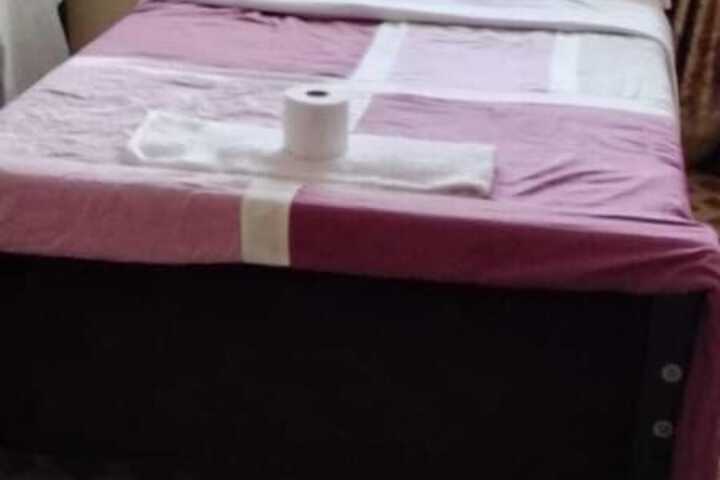 Room 16 of 21