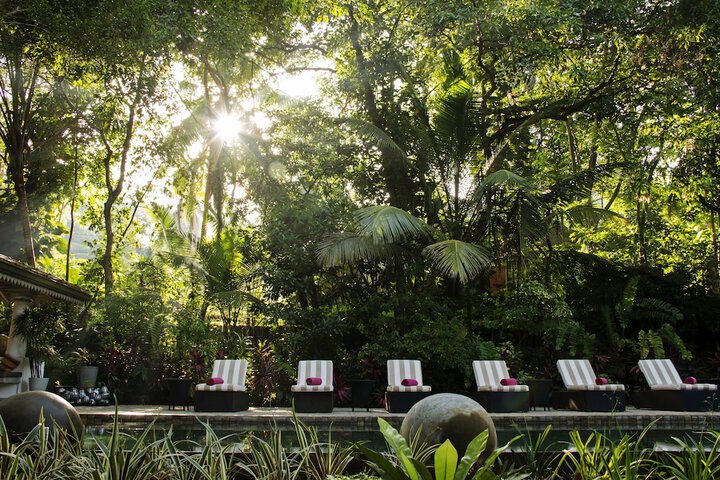 Pool Hotel