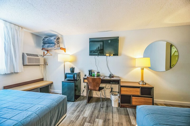Standard Double Room (10 of 10)