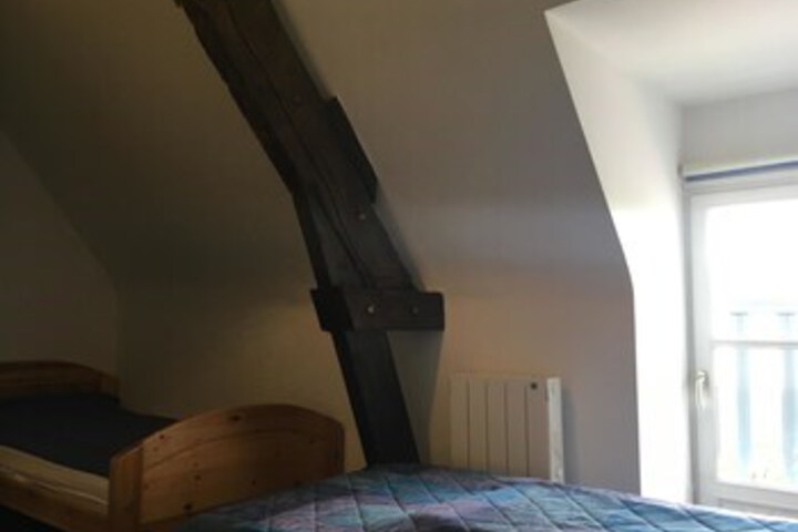 Room 30 of 52