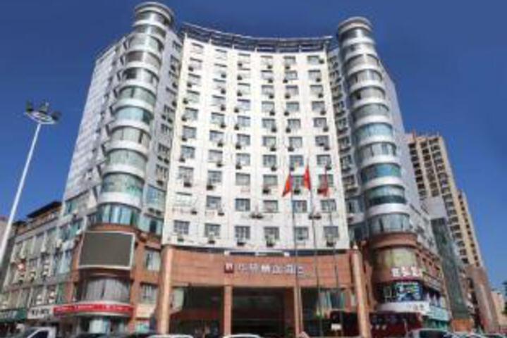 Junhong Hotel