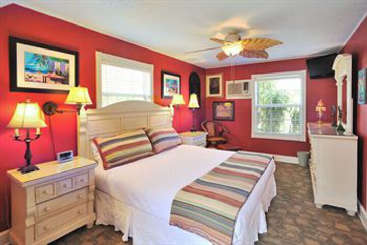 Room 27 of 51
