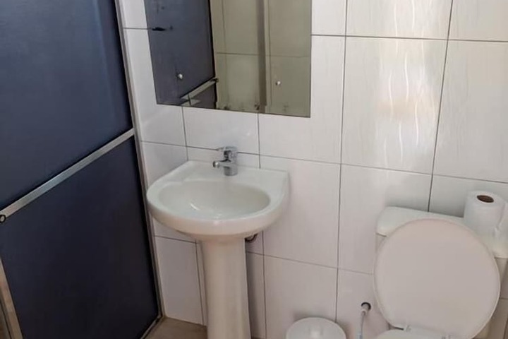 Room 12 of 19