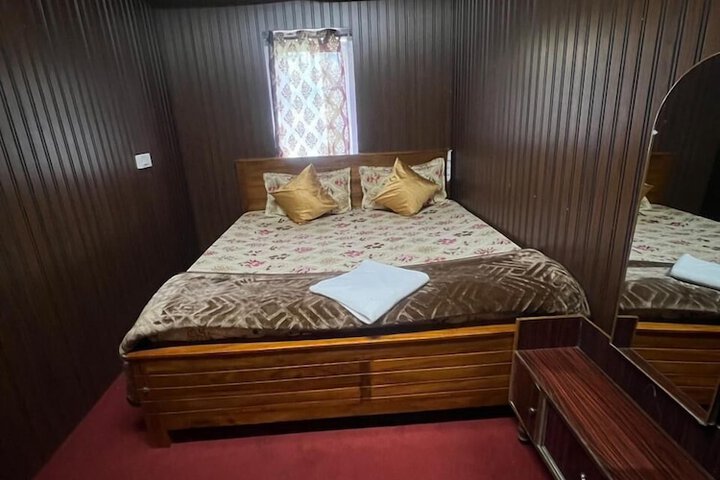 Room 6 of 41