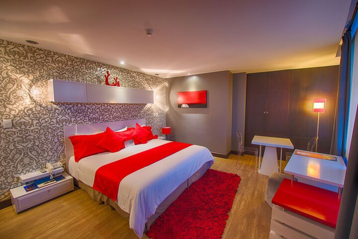 Room 13 of 43