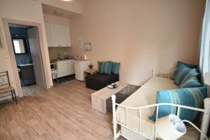 Room 14 of 22