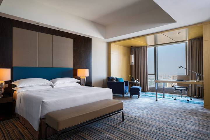 Room 25 of 109