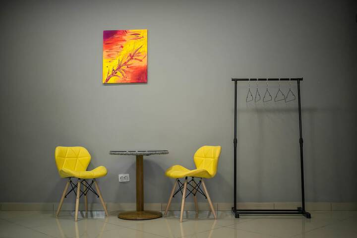 Room 27 of 31