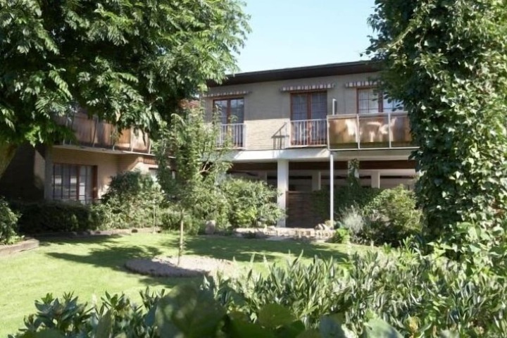 Hotel 76 of 80