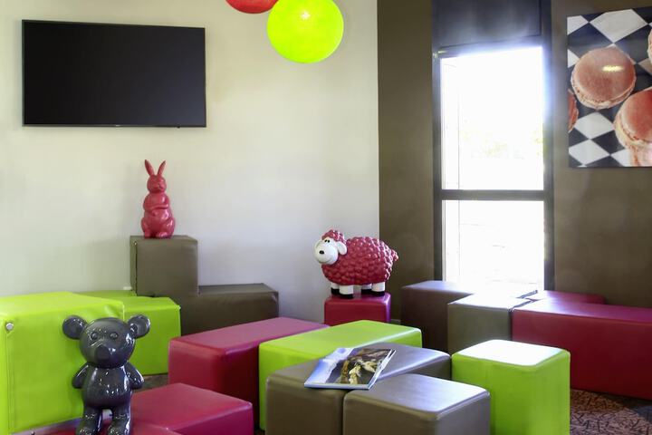Hotel Interior 18 of 45