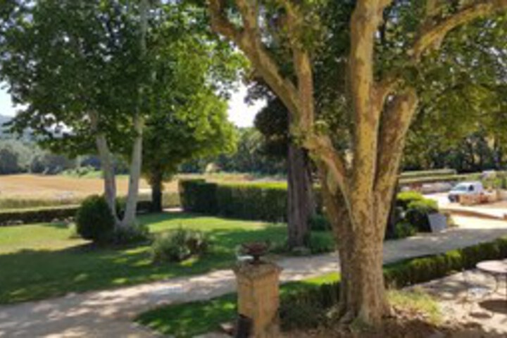 Property Grounds 20 of 40