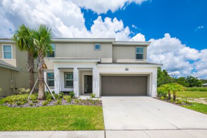 Spacious and Modern 8 Bedroom 5 Bathroom Villa in Kissimmee, FL