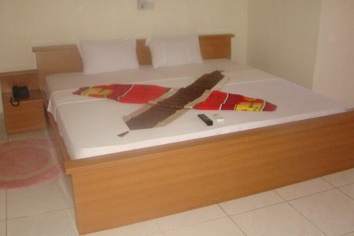 Room 14 of 29