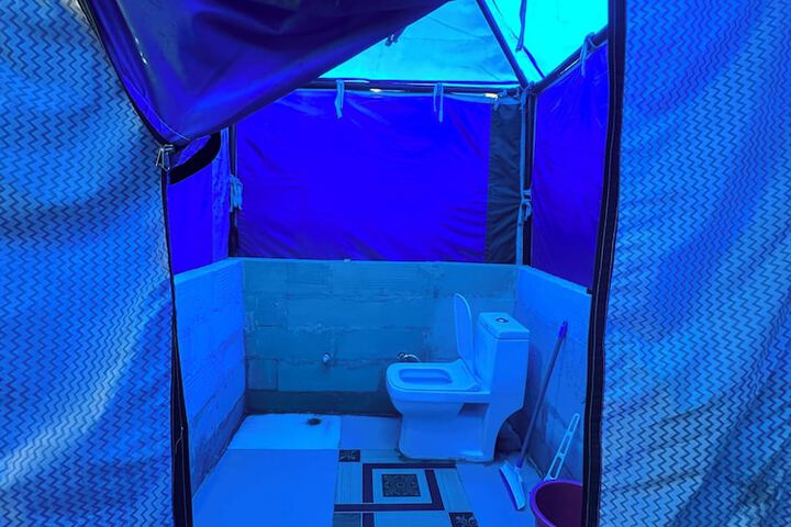 Room 12 of 42