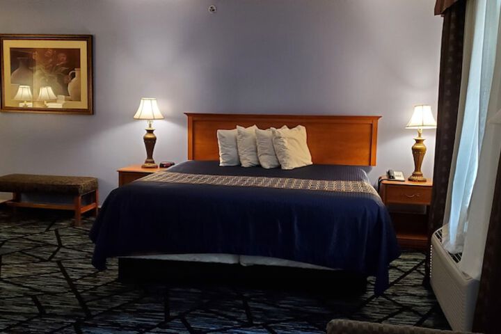 Room 18 of 53