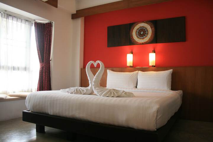 Room 15 of 48