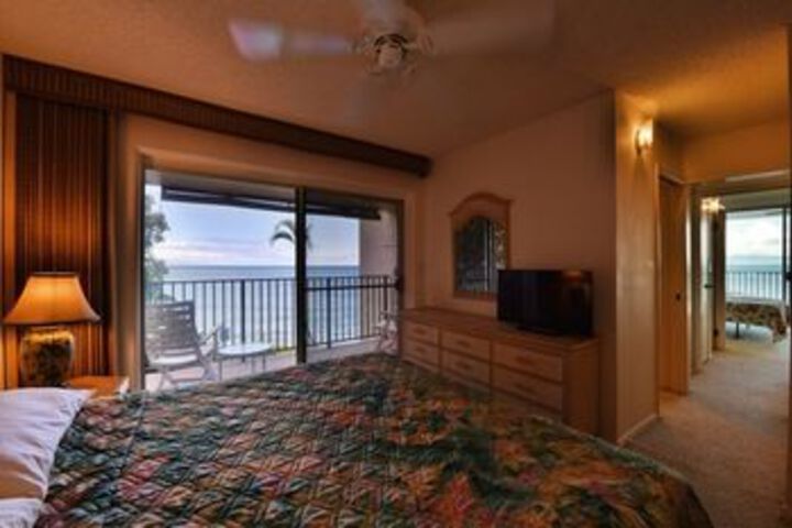 Room 21 of 38