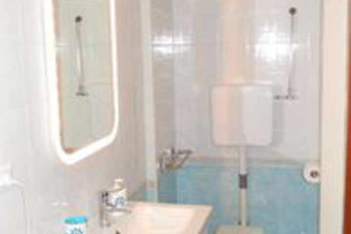 Room 3 of 19