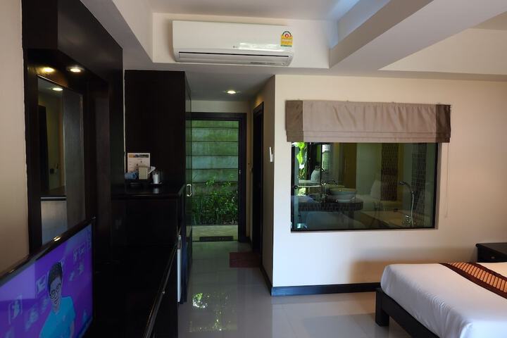 Room 20 of 85