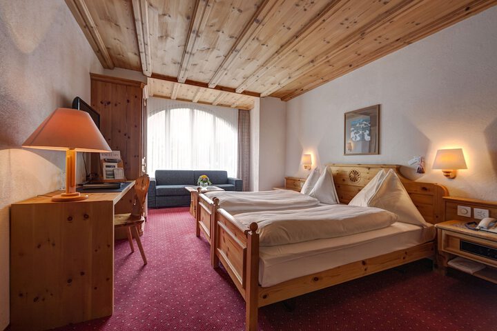 Room 20 of 64