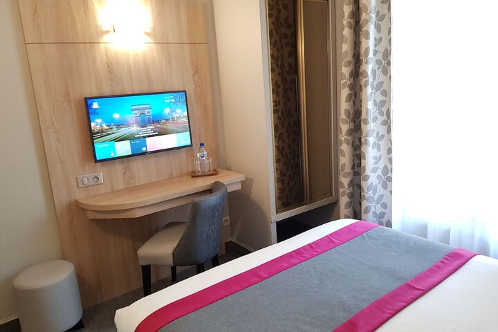 Room 17 of 75
